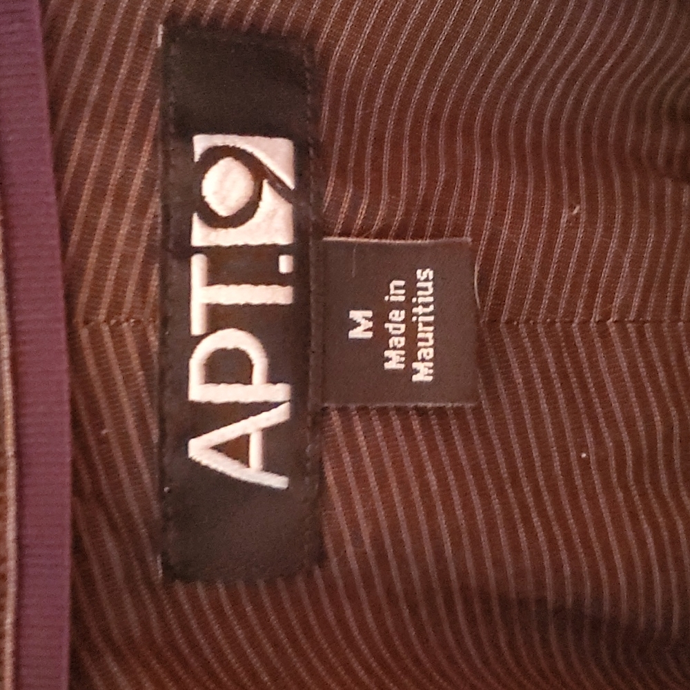 Button down long sleeve - Picture 2 of 7